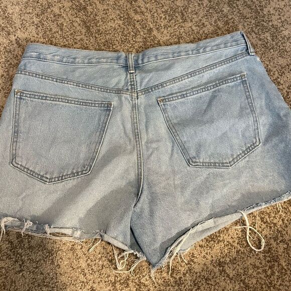 Universal Thread Mid Rise 90’s Baggy Jean Shorts 14 - Picture 5 of 7